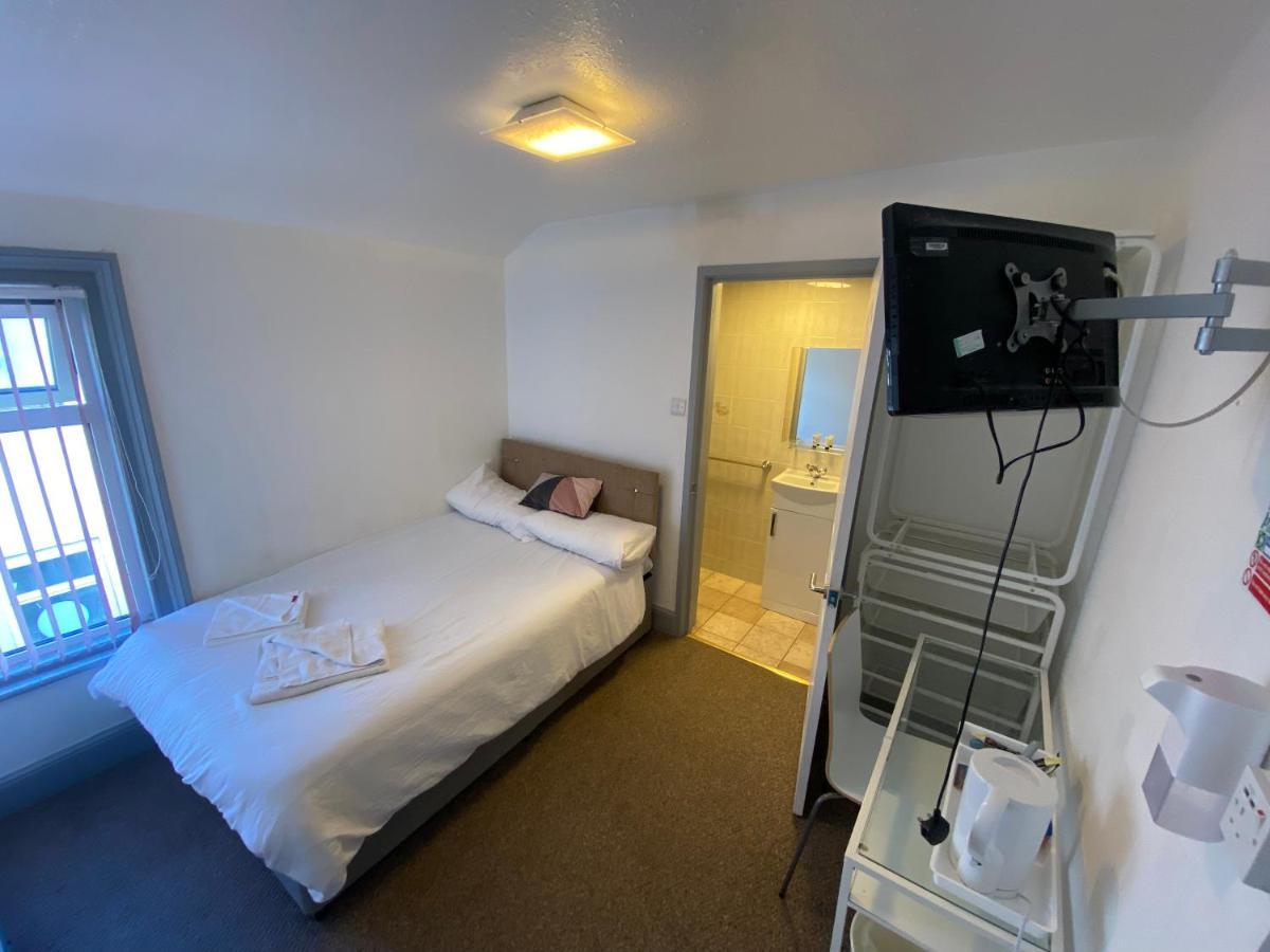 Arnies Hotel Blackpool Dış mekan fotoğraf