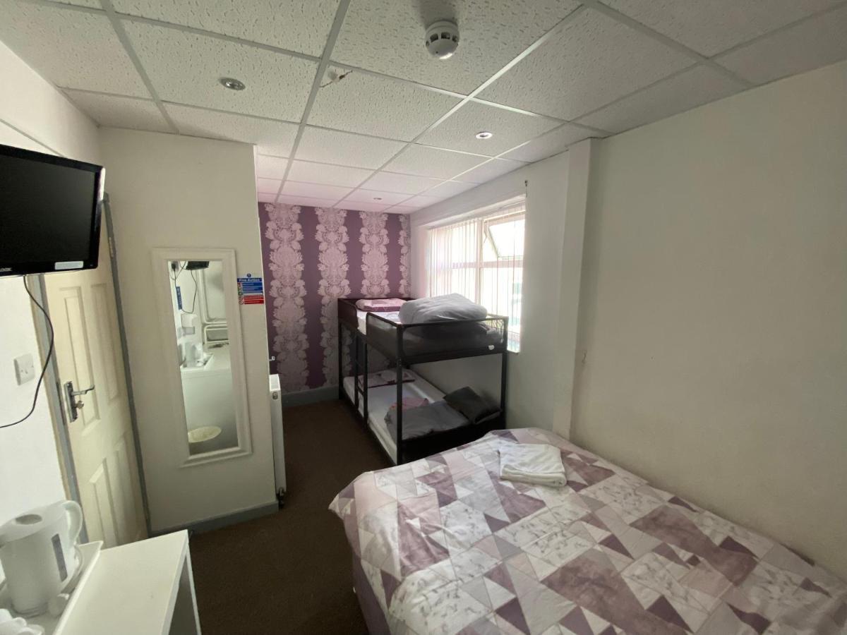 Arnies Hotel Blackpool Dış mekan fotoğraf