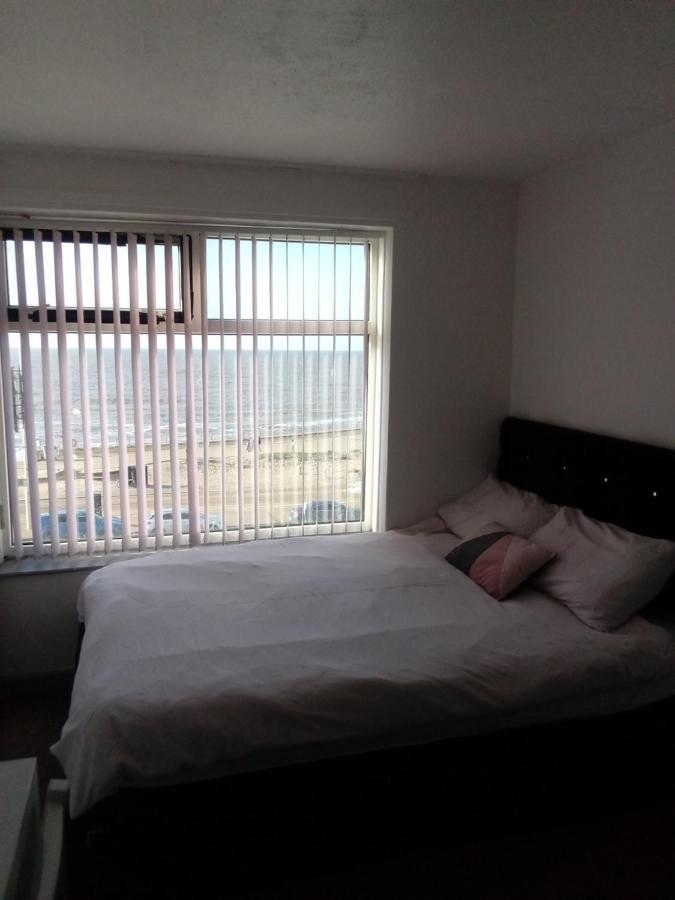 Arnies Hotel Blackpool Dış mekan fotoğraf